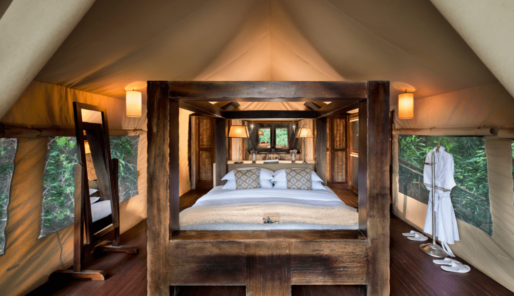 &Beyond Kichwa Tembo Camp lounge